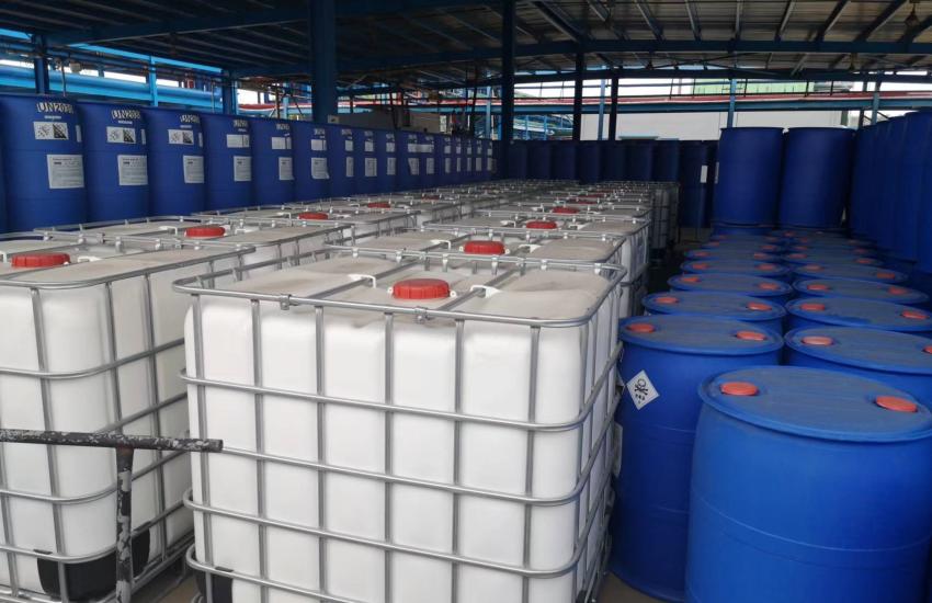 Corrosion inhibitor closed cooling systems Molybdate Phosphonate